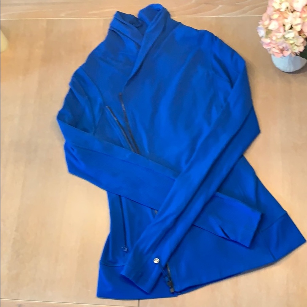 Athletic jacket